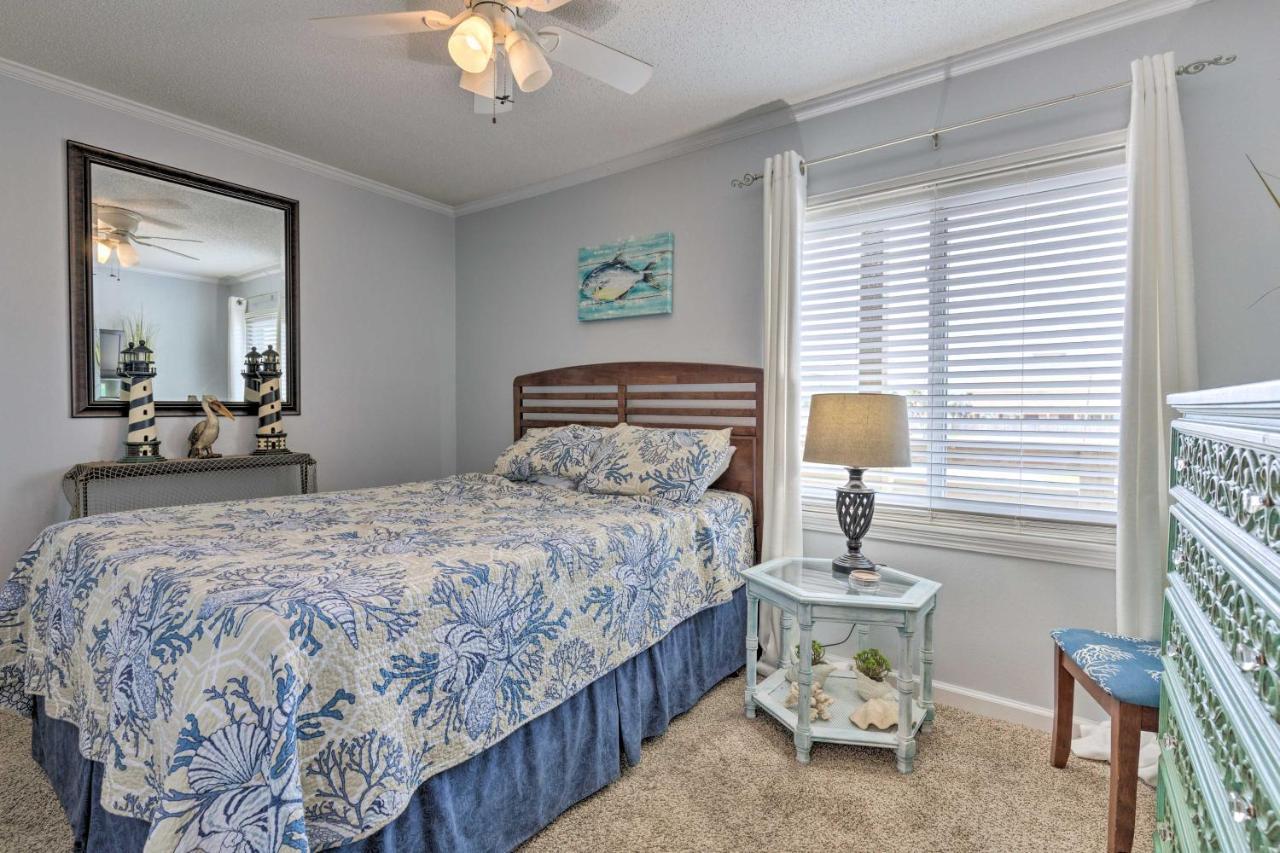 Downtown Gulf Shores Condo - 1 Block To Beach! Exterior photo