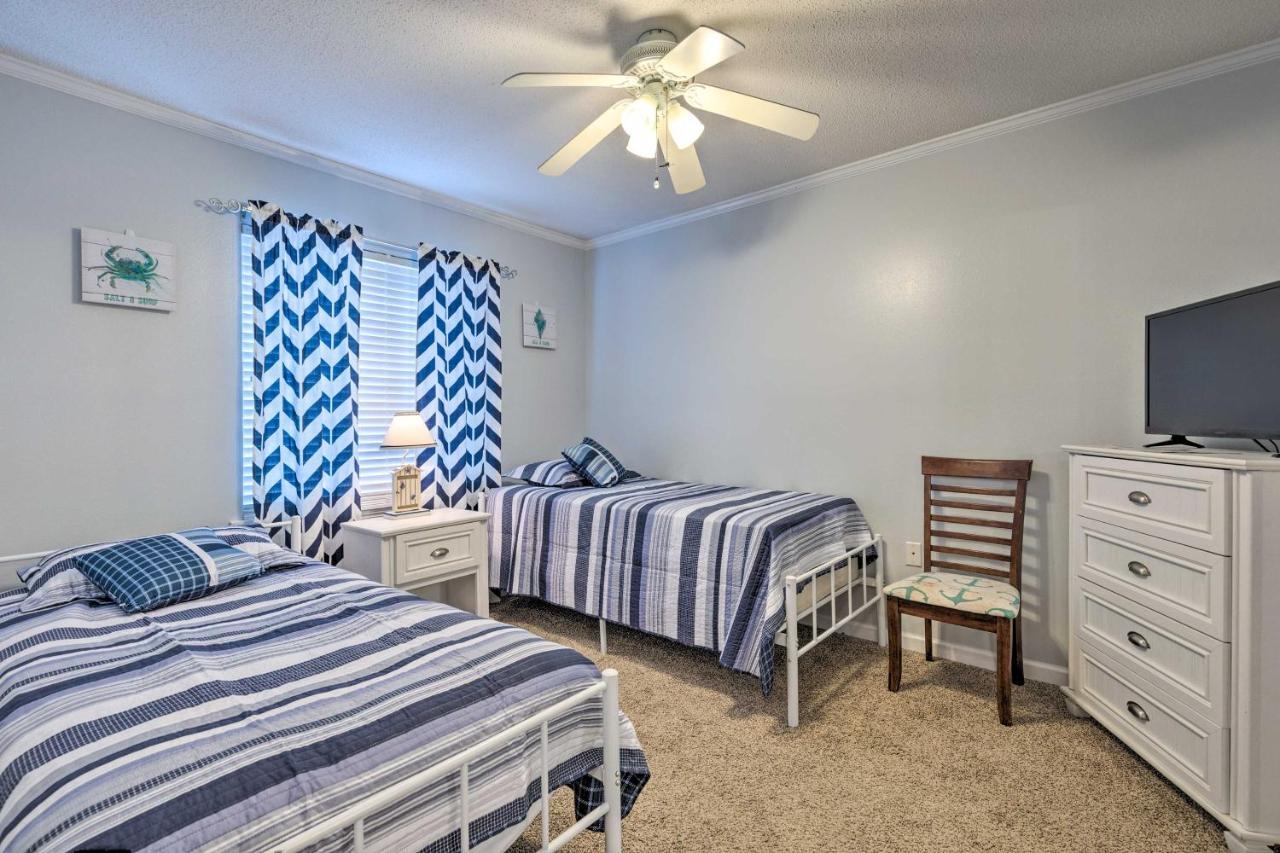 Downtown Gulf Shores Condo - 1 Block To Beach! Exterior photo